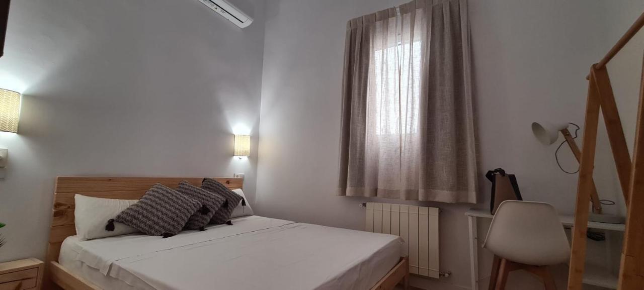 Hostal Andrea Sol Madrid Exterior photo
