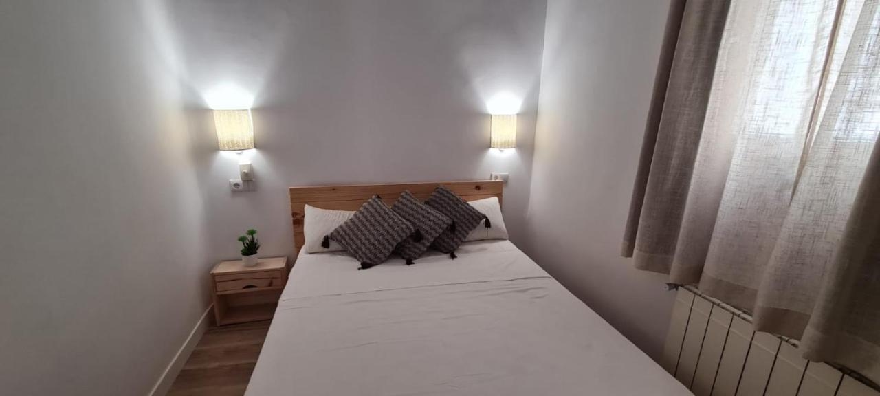Hostal Andrea Sol Madrid Exterior photo