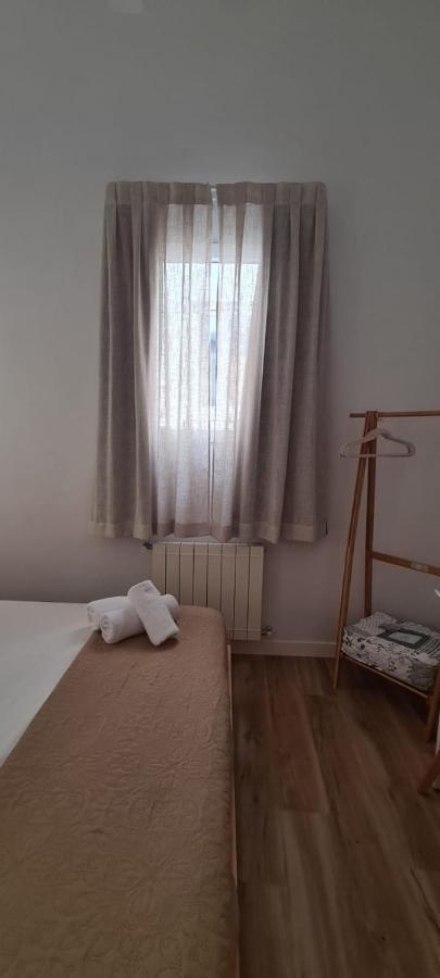 Hostal Andrea Sol Madrid Exterior photo